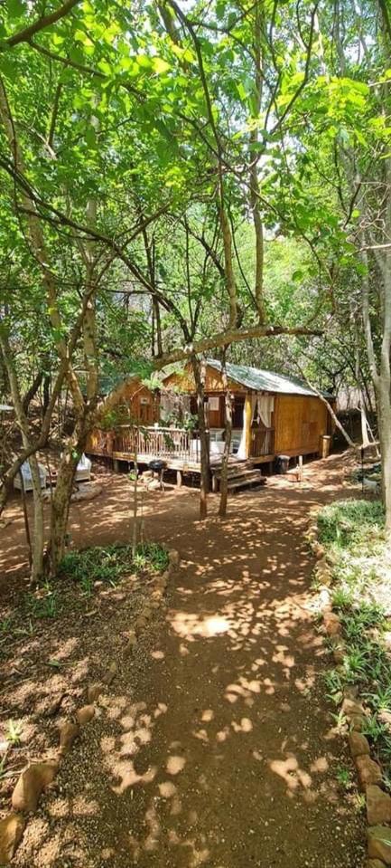 Iris Retreat & Island Day Spa Hartbeespoort Extérieur photo